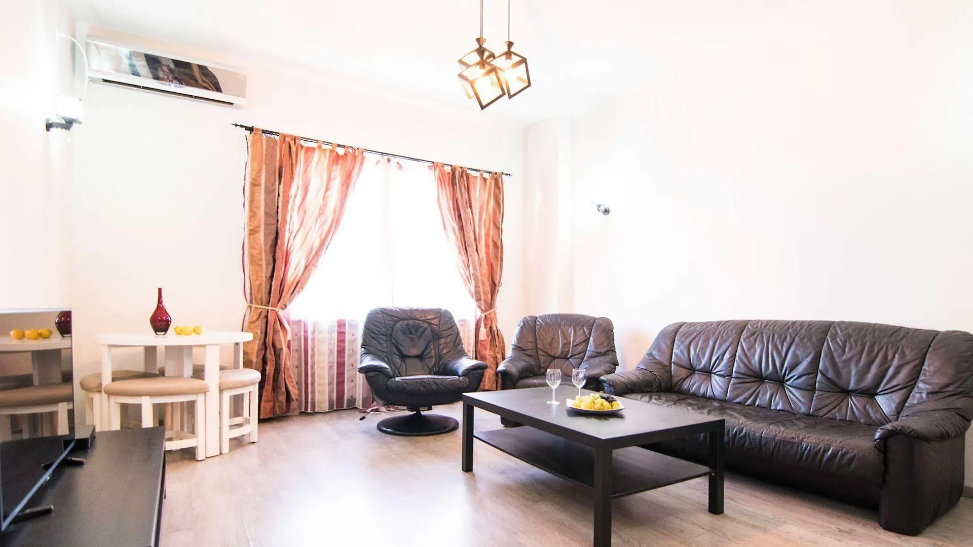 Bucharest Serviced Apartments 3*,  Rumunsko